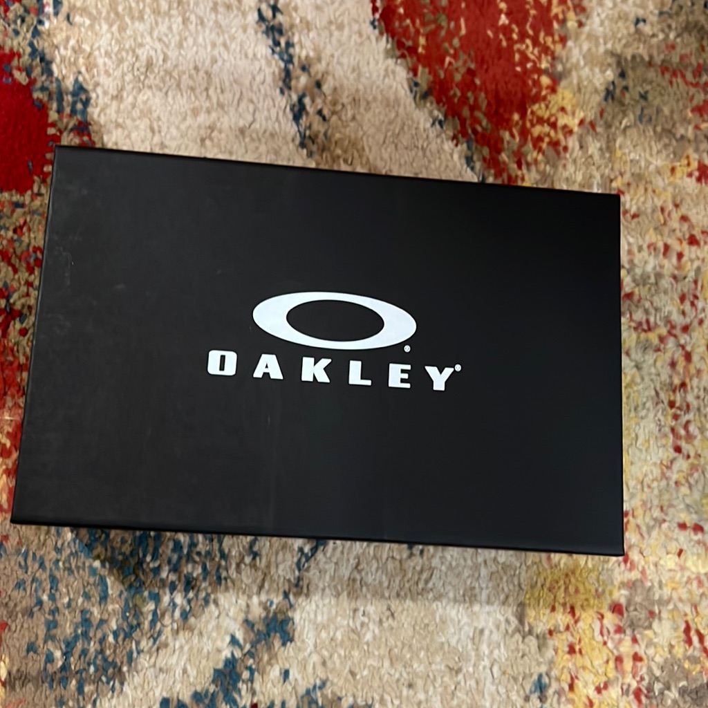 Oakley Magnetic Closure Empty Box With Certificate